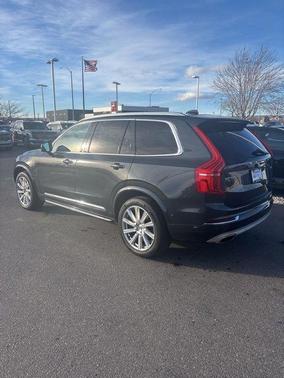 2017 Volvo XC90 T6 Inscription