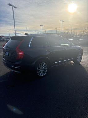 2017 Volvo XC90 T6 Inscription
