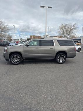 Gray 2019 GMC Yukon XL Denali