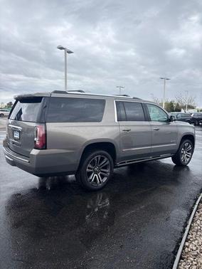 Gray 2019 GMC Yukon XL Denali
