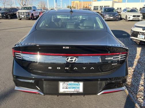 2026 Hyundai SONATA Hybrid Limited