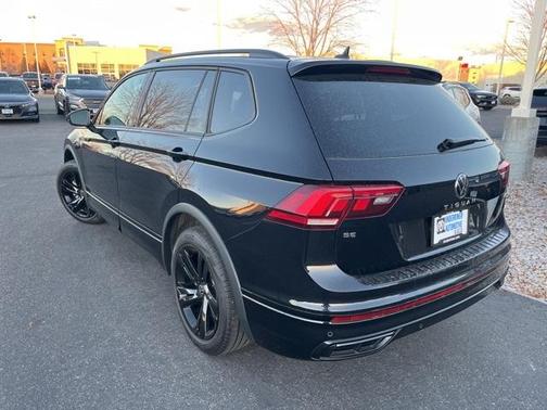 2024 Volkswagen Tiguan 2.0T SE R-Line Black