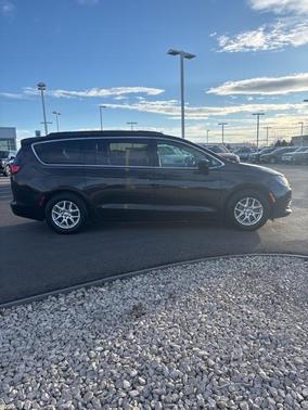 2020 Chrysler Voyager LXI