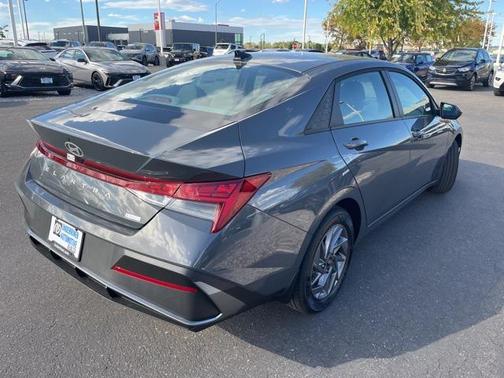 2025 Hyundai ELANTRA HEV Blue