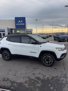 2024 Jeep Compass Trailhawk