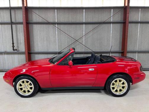 1991 Mazda MX-5 Miata Base 2dr Convertible