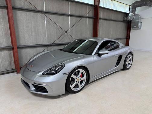2018 Porsche 718 Cayman Base 2dr Coupe
