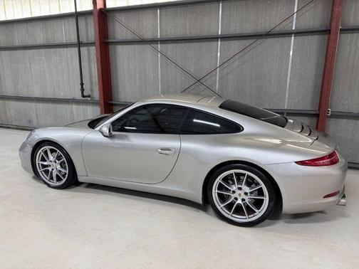 2012 Porsche 911 Carrera