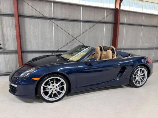 2015 Porsche Boxster Base 2dr Convertible