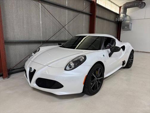 2018 Alfa Romeo 4C Base