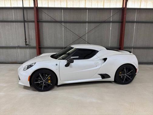 2018 Alfa Romeo 4C Base