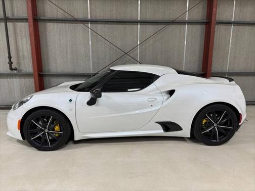2018 Alfa Romeo 4C Base