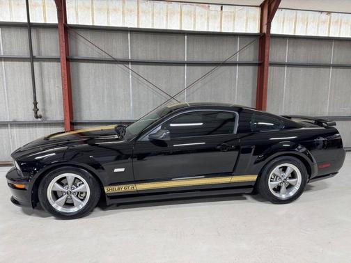 2006 Ford Mustang GT Premium