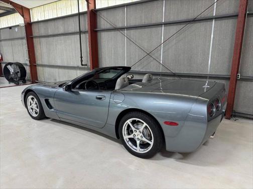 2003 Chevrolet Corvette Base