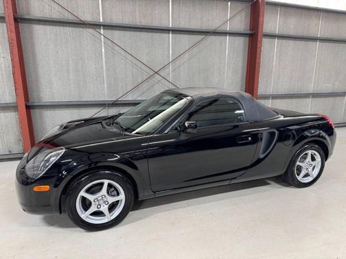 2002 Toyota MR2 Base 2dr Convertible