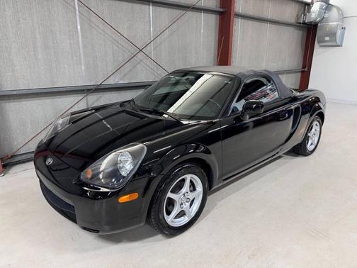 2002 Toyota MR2 Base 2dr Convertible