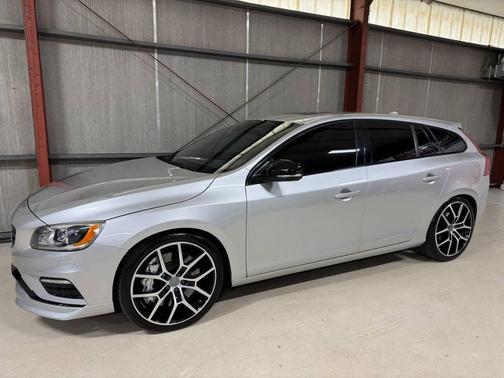 Bright Silver Metallic 2016 Volvo V60 T6 Polestar