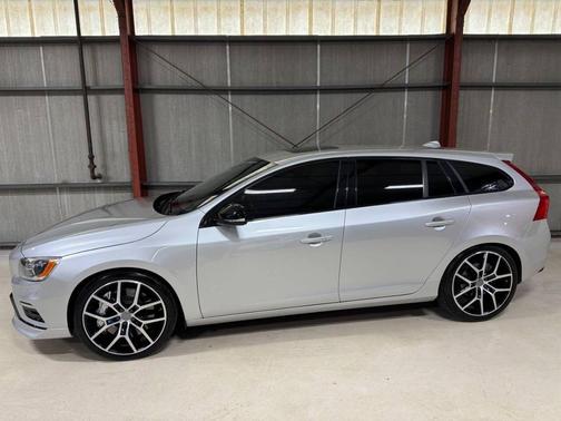 Bright Silver Metallic 2016 Volvo V60 T6 Polestar