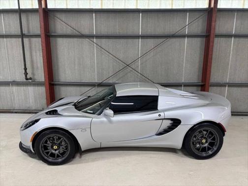2005 Lotus Elise Base 2dr Roadster