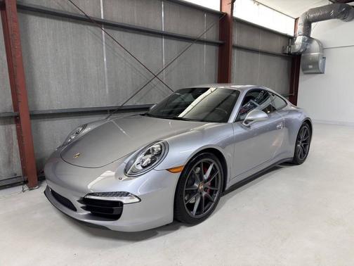 2015 Porsche 911 Carrera 4S