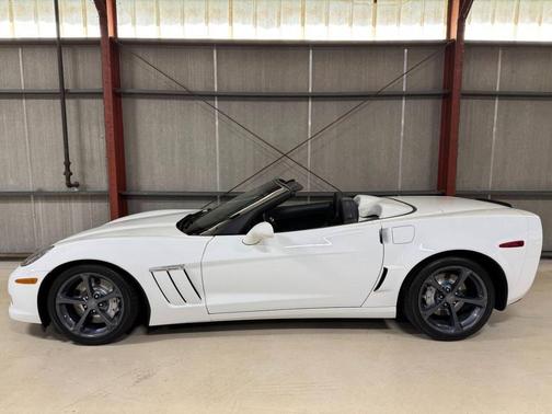 Arctic White 2012 Chevrolet Corvette Grand Sport