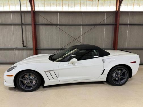 Arctic White 2012 Chevrolet Corvette Grand Sport
