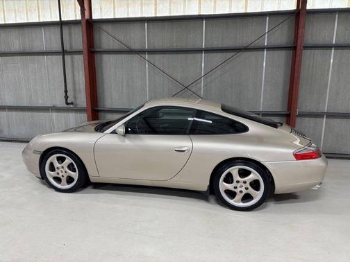 1999 Porsche 911 Carrera