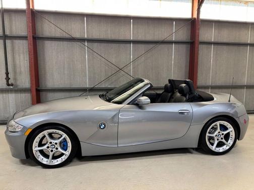 Gray 2007 BMW Z4 3.0si Roadster