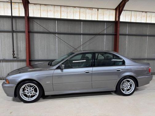 2002 BMW 540 540i 4dr Sedan