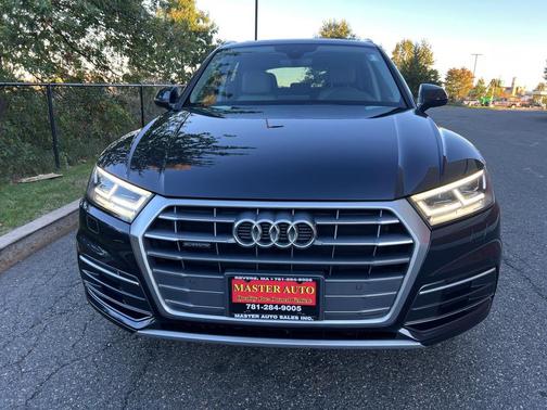 2018 Audi Q5 2.0T Premium Plus