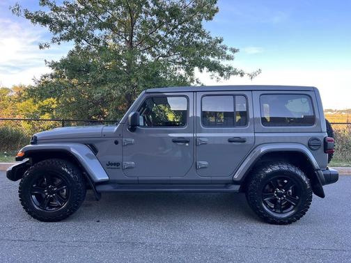 2022 Jeep Wrangler Unlimited Sahara