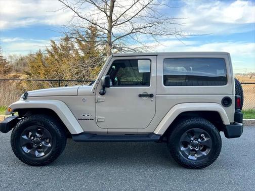2016 Jeep Wrangler Sahara