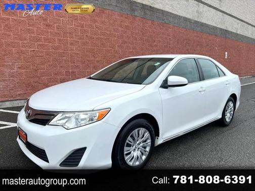 2014 Toyota Camry LE