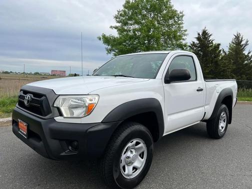Super White 2014 Toyota Tacoma Base
