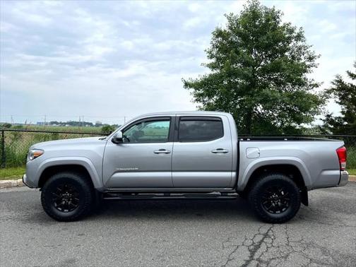 2017 Toyota Tacoma SR5