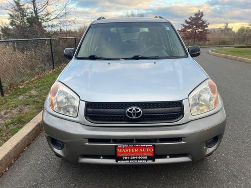 2005 Toyota RAV4 Base