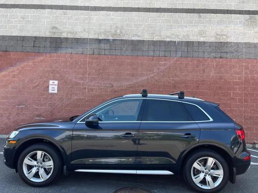 Blue 2019 Audi Q5 2.0T Premium Plus