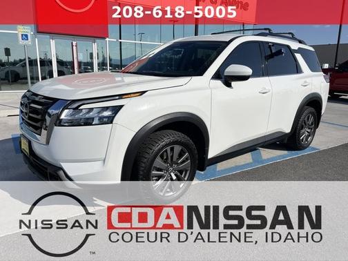 2022 Nissan Pathfinder SV