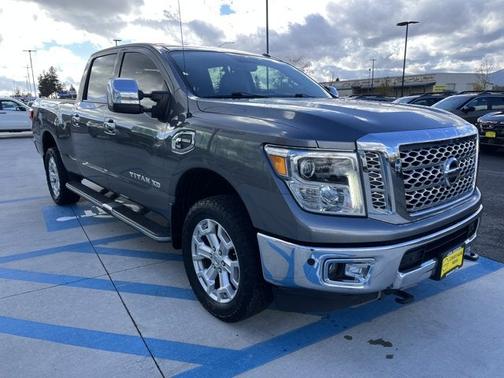 2017 Nissan Titan XD SL