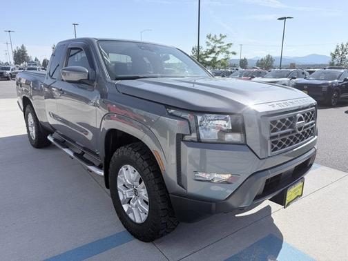 Gun Metallic 2022 Nissan Frontier SV