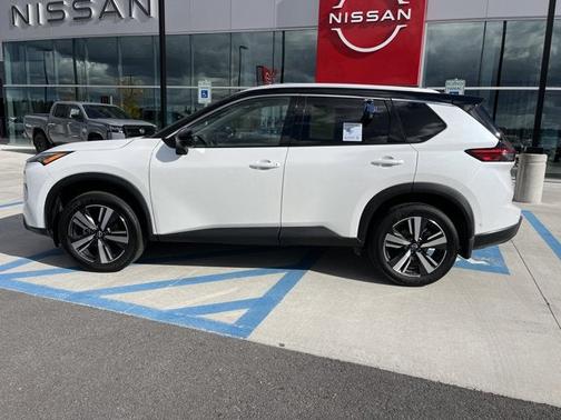2024 Nissan Rogue SL