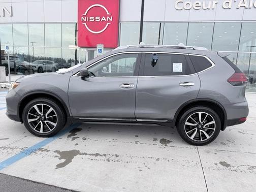 2020 Nissan Rogue SL