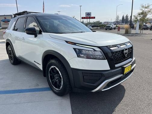 2023 Nissan Pathfinder Rock Creek