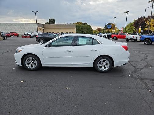 2015 Chevrolet Malibu 1LS