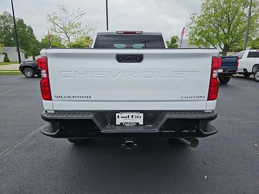 2025 Chevrolet Silverado 2500 Custom
