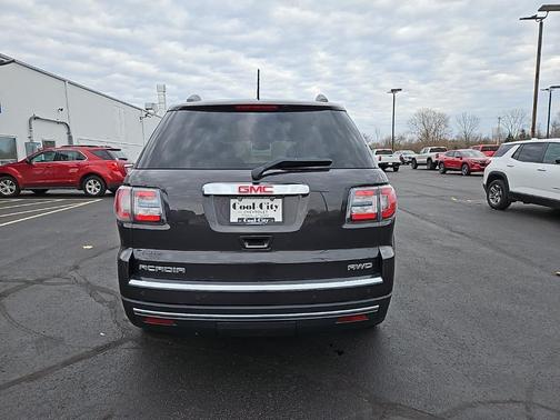 2015 GMC Acadia SLE-2