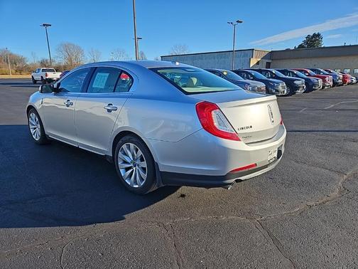 2014 Lincoln MKS Base