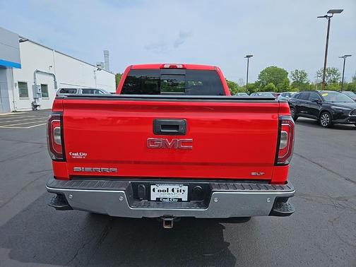 2017 GMC Sierra 1500 SLT