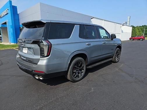 2025 Chevrolet Tahoe 4WD RST