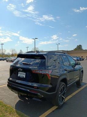 Mosaic Black Metallic 2026 Chevrolet Equinox AWD RS